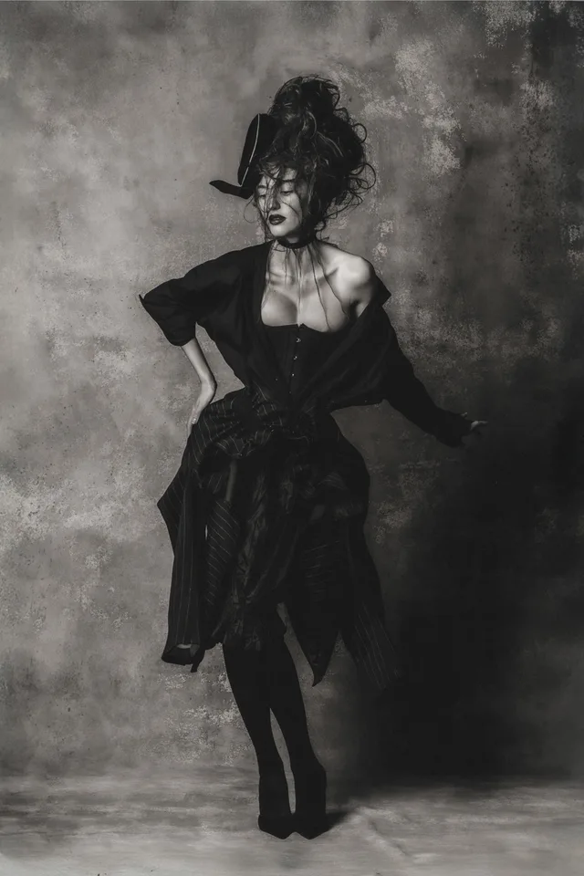 Julia Ardon by Beto Pinto