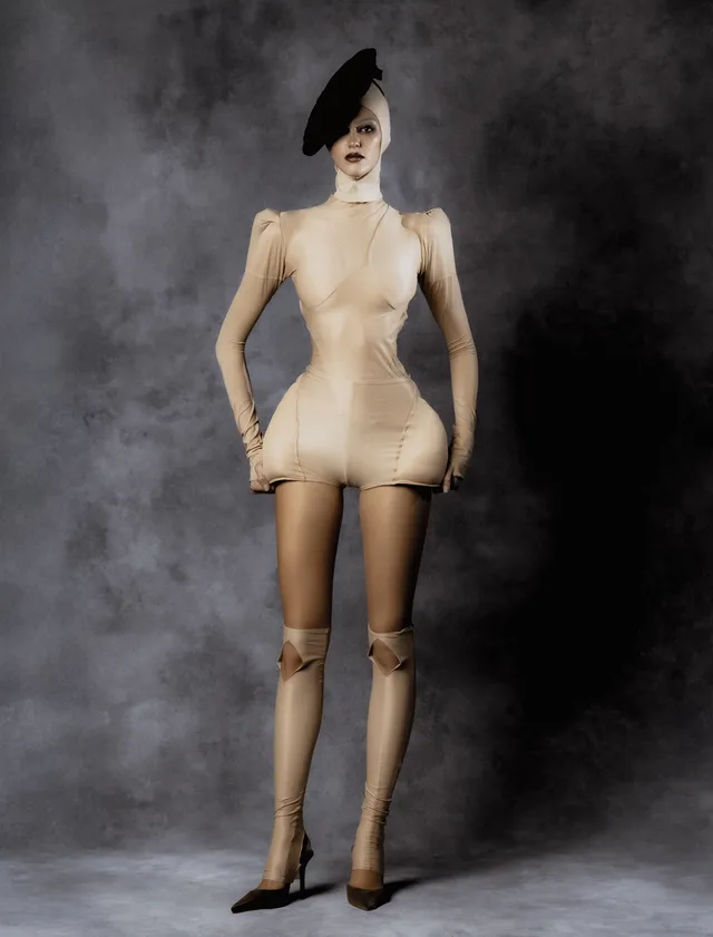 Julia Ardon by Beto Pinto II